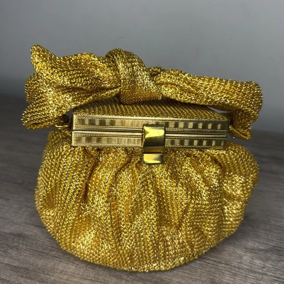 Antique Gold Mesh Evening Bag - Picture 2 of 7